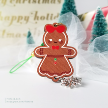 Load image into Gallery viewer, Gingerbread Wood Charms